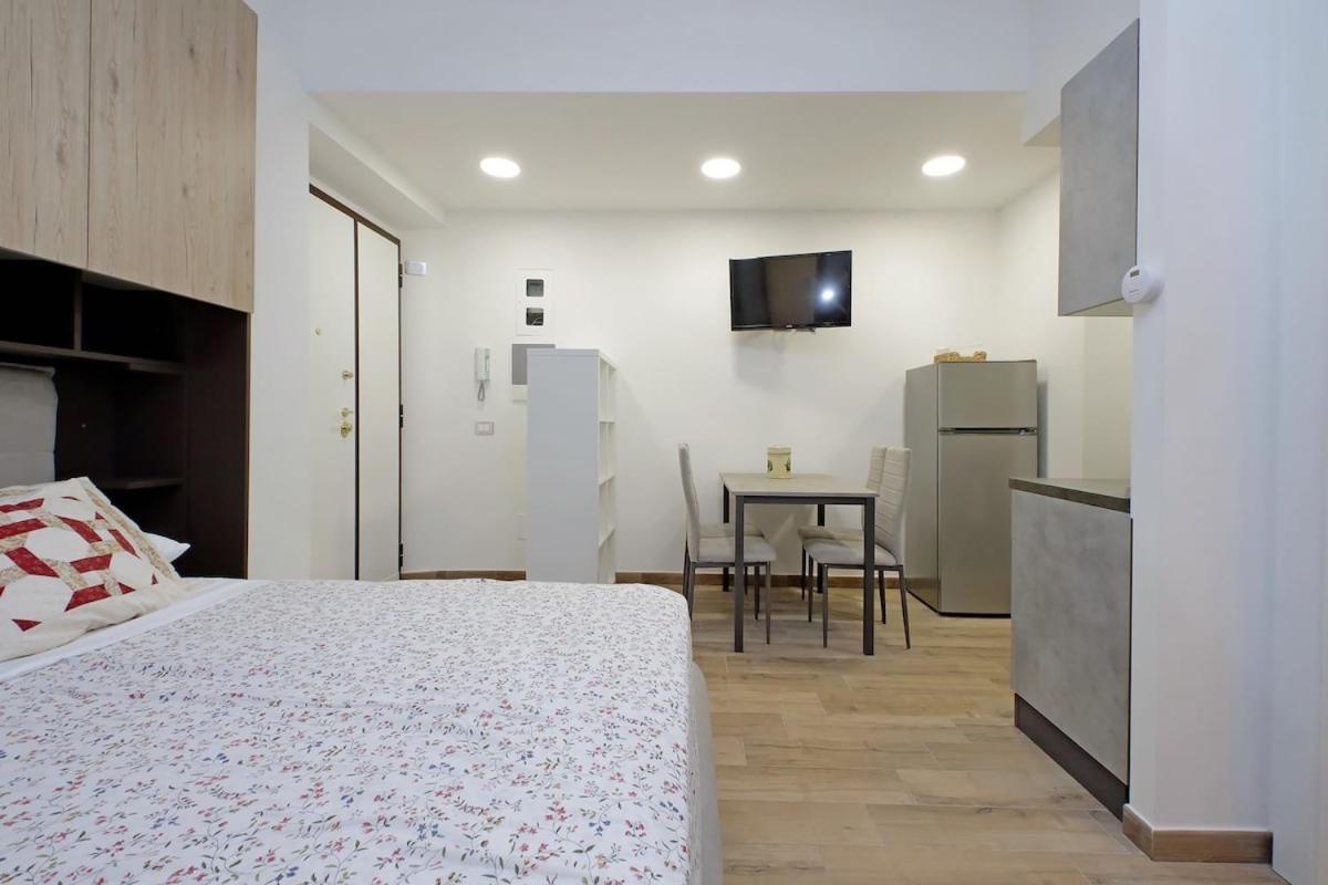Monica's House Appartement *